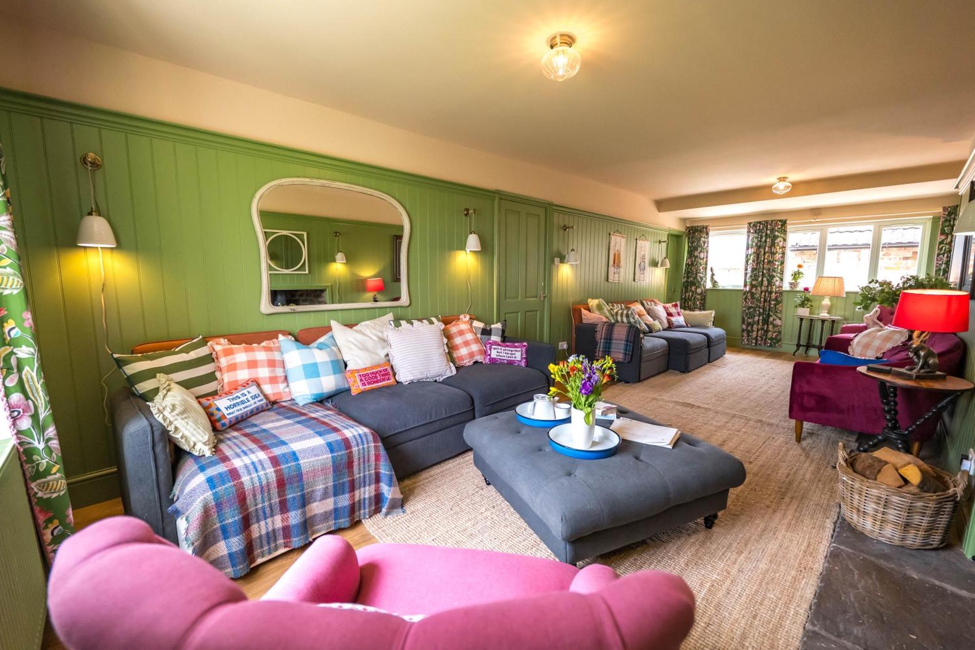 Large Country Cottage, Sleeps 8 - Spa Facilities, Garden Bar, Catering Services, Free Parking, Nature Reserve, Hen Parties Scunthorpe Exteriör bild