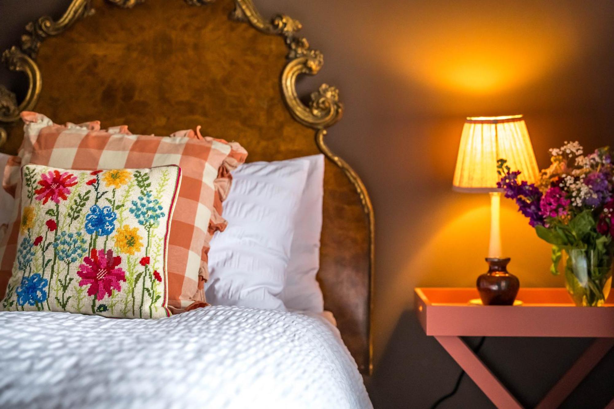 Large Country Cottage, Sleeps 8 - Spa Facilities, Garden Bar, Catering Services, Free Parking, Nature Reserve, Hen Parties Scunthorpe Exteriör bild