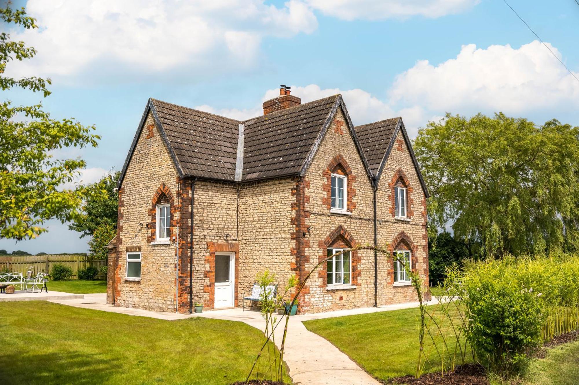 Large Country Cottage, Sleeps 8 - Spa Facilities, Garden Bar, Catering Services, Free Parking, Nature Reserve, Hen Parties Scunthorpe Exteriör bild