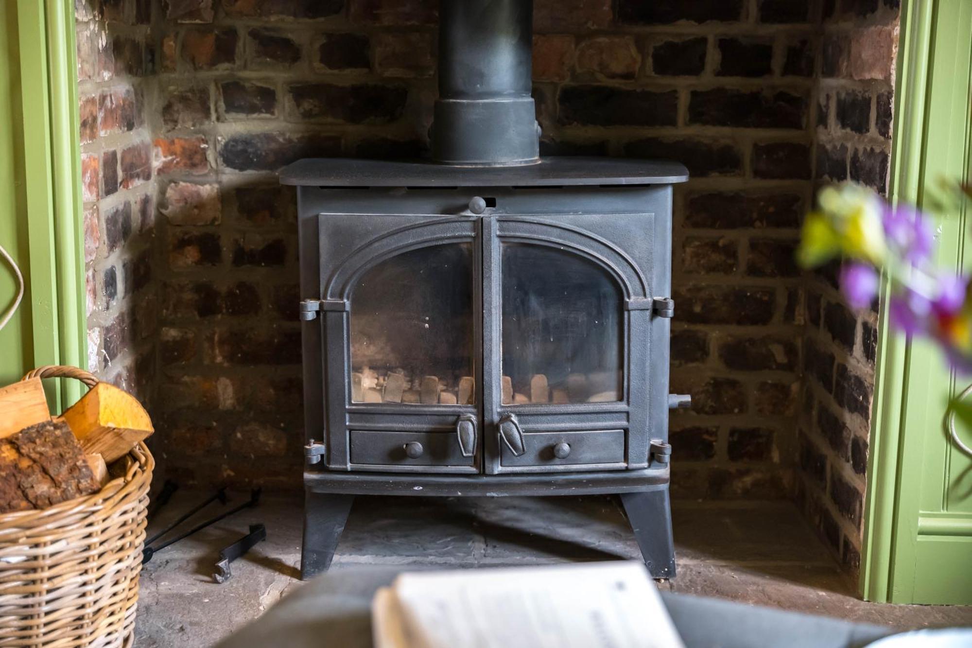 Large Country Cottage, Sleeps 8 - Spa Facilities, Garden Bar, Catering Services, Free Parking, Nature Reserve, Hen Parties Scunthorpe Exteriör bild
