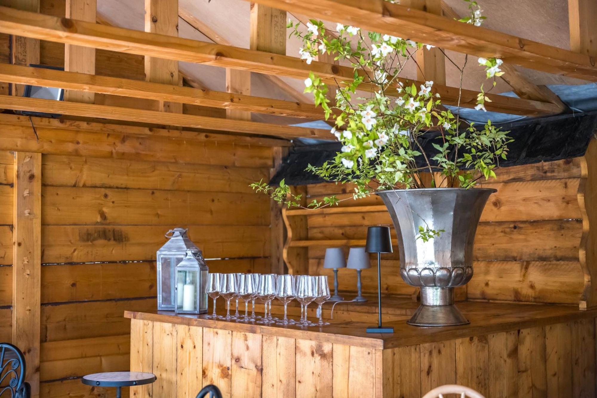 Large Country Cottage, Sleeps 8 - Spa Facilities, Garden Bar, Catering Services, Free Parking, Nature Reserve, Hen Parties Scunthorpe Exteriör bild